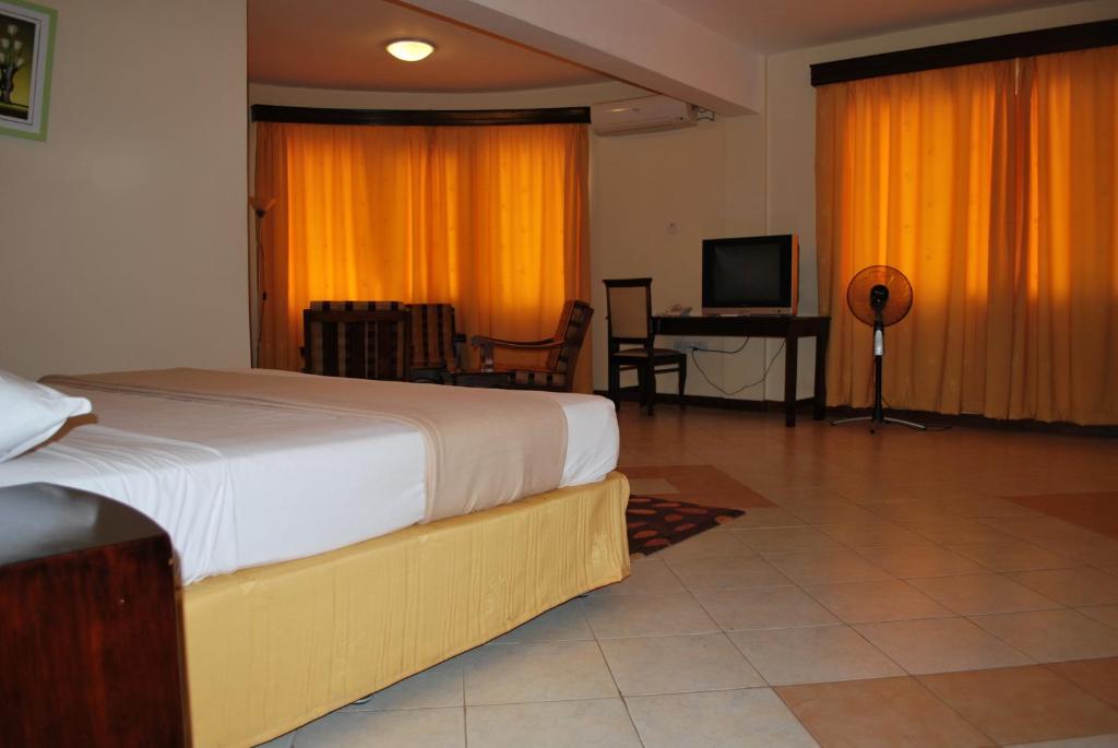 Kaliwa Lodge